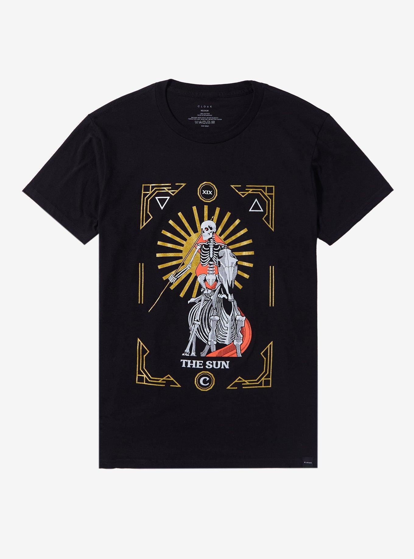 Cloak Tarot Sun Glitter T-Shirt | Trending Graphic Tee For Fans