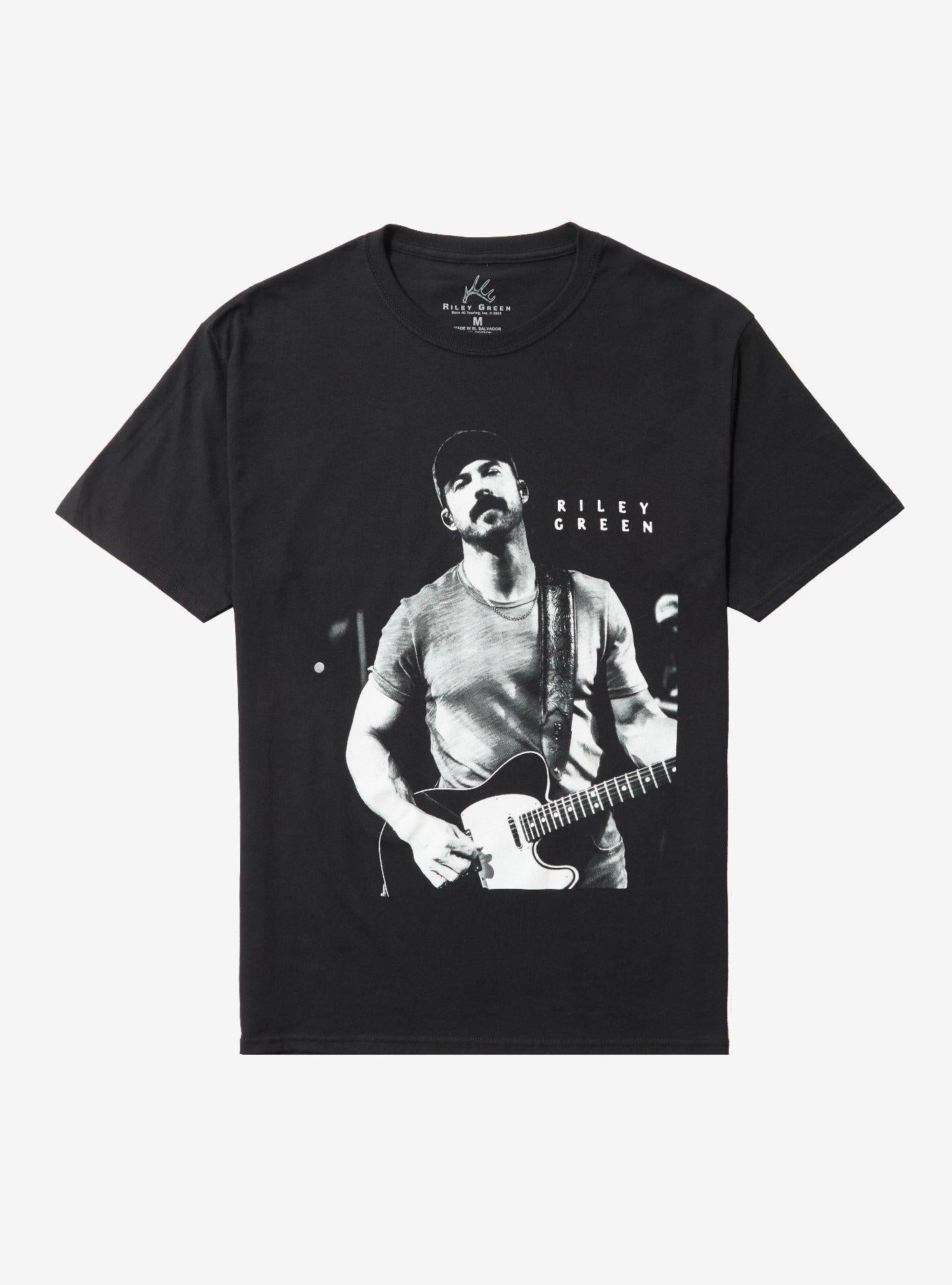 Riley Green Guitar Portrait T-Shirt | Trending Graphic Tee For Fans