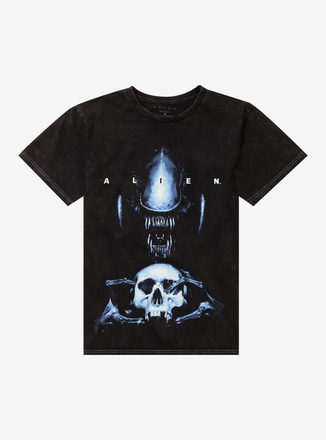 Alien Xenomorph & Skull T-Shirt | Trending Graphic Tee For Fans