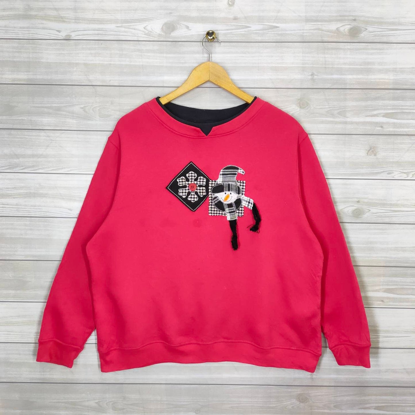 90s Casual Living Sweatshirt Vintage Snowman Winter Holiday Crewneck Jumper Pullover Red Womens Size X large Sweatshirt – Premium Graphic · High-Quality Print