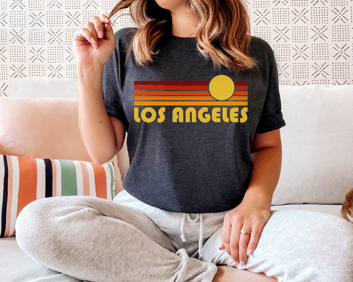 Los Angeles California Shirt Retro Sunset Unisex Los Angeles TShirt Personalization Available Graphic Tee – Everyday Comfort · Must-Have Style