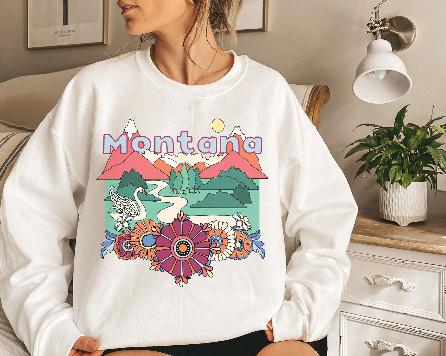 Montana Sweatshirt Retro Vintage Style Montana Sweatshirt Montana Mountain Sweater Personalization Available Sweatshirt – Warm & Stylish · High-Quality Print