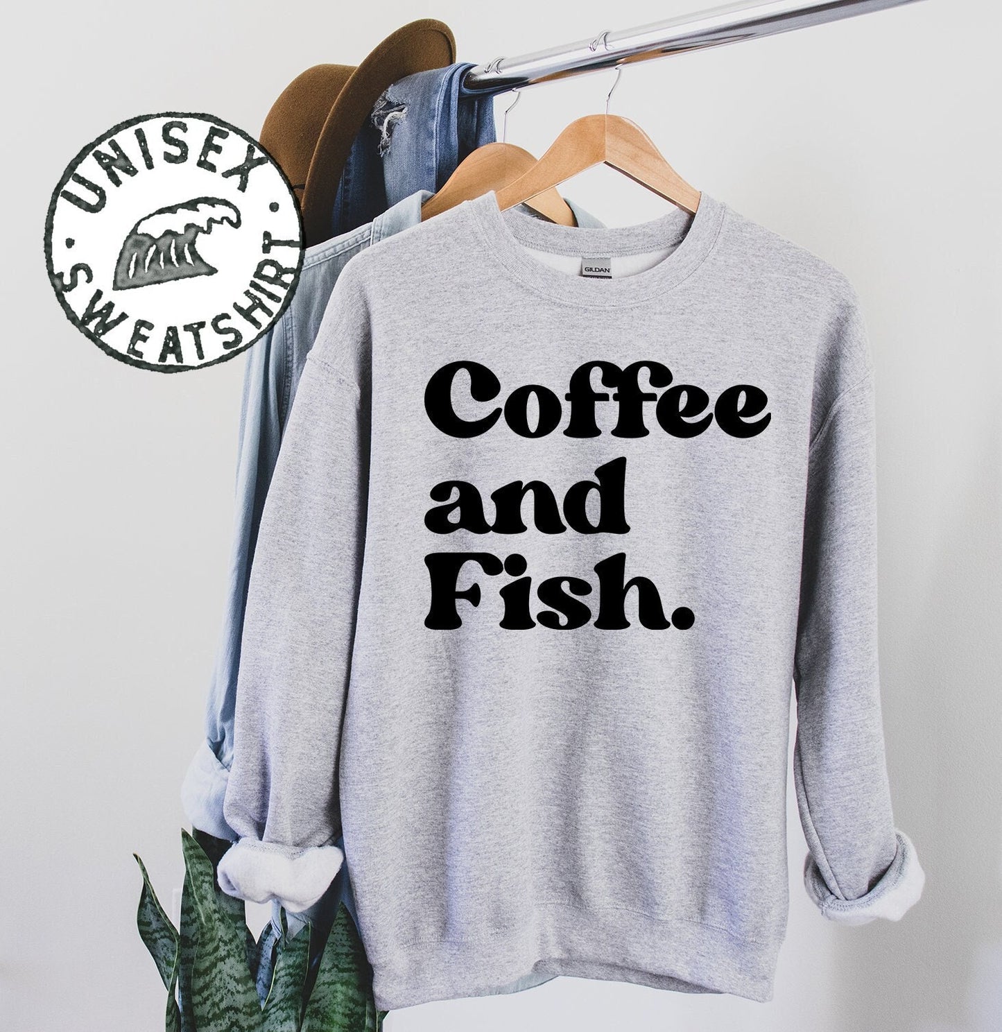 Fish Lover 70s 1970s Cute Sweatshirt Funny Sweater Shirt Birthday Gifts for Men and Women Sweatshirt – Easygoing Wear · Perfect For Daily Wear