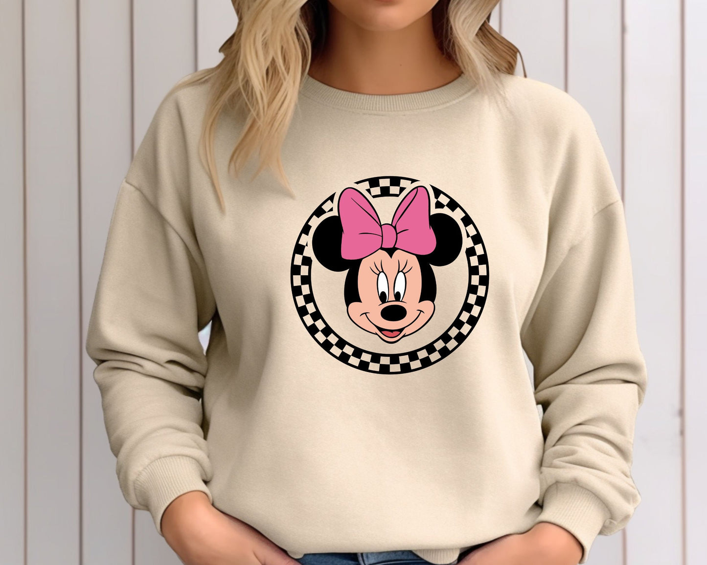 Minnie Mouse Sweatshirt Retro Disney Shirts Minnie Checkered Shirt Disney Gift Shirts Disney Shirts Women Disneyland Sweatshirts Gifts Sweatshirt – Feel-Good Design · Great Gift For Fans