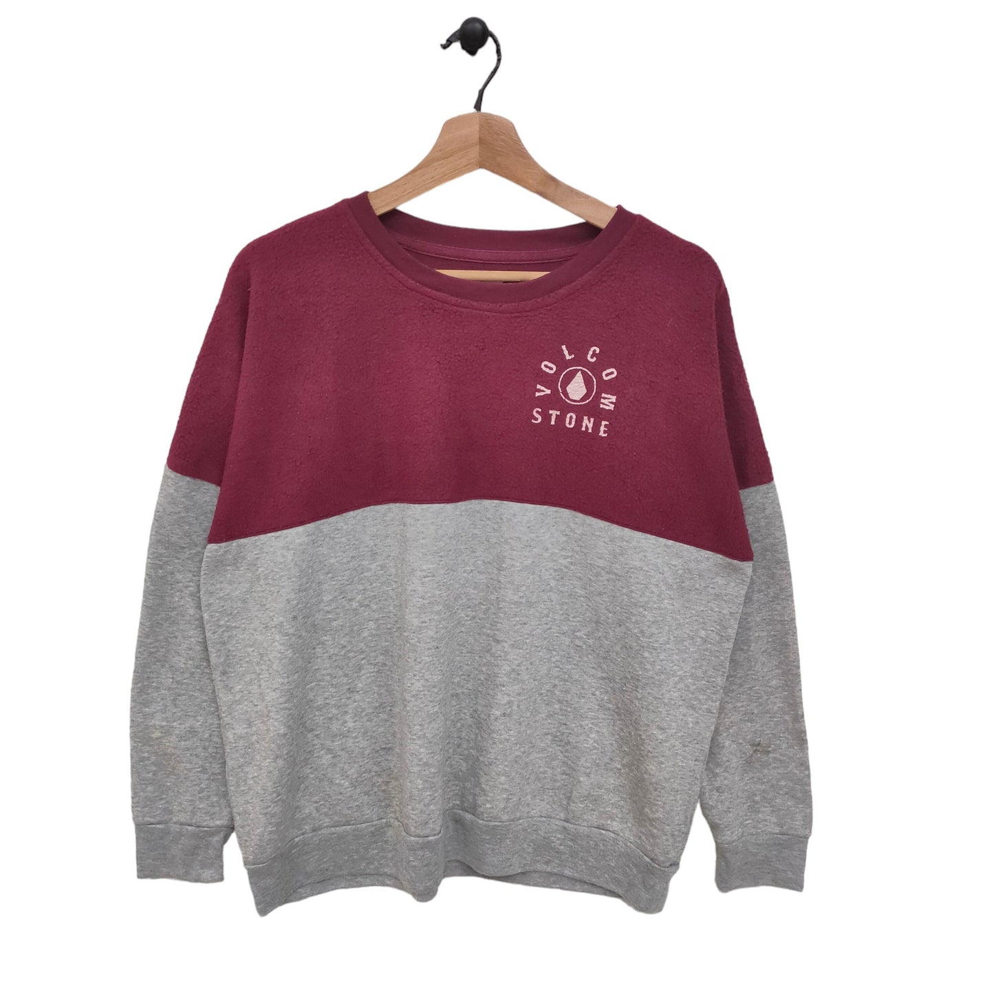 Drop Shoulder Volcom Vtg Volcom Stone Sweater Colorblock Sweatshirt Street Fashion Medium Sweatshirt – Warm & Stylish · Trending Graphic Apparel