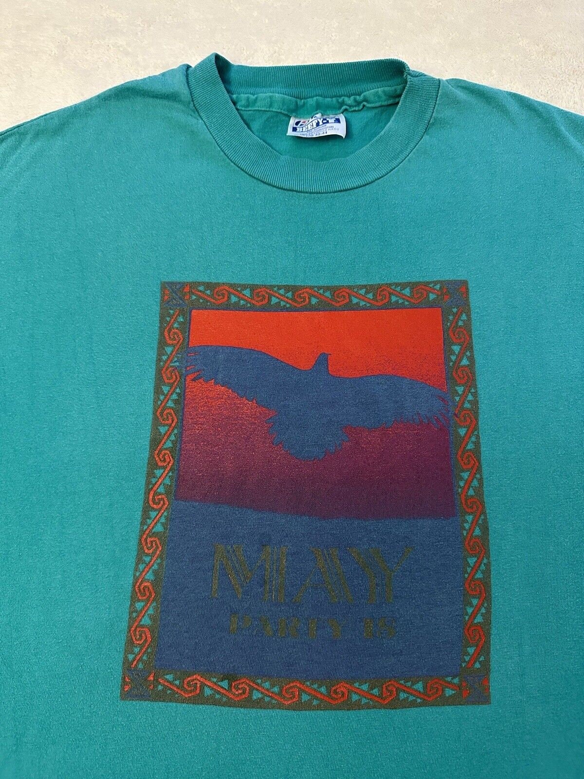 Vintage 1990s 90s Sunset Native Tribal Art Seagull Eagle Ocean Artwork T Shirt L Graphic Tee – Warm & Stylish · Top Pick For Any Outfit