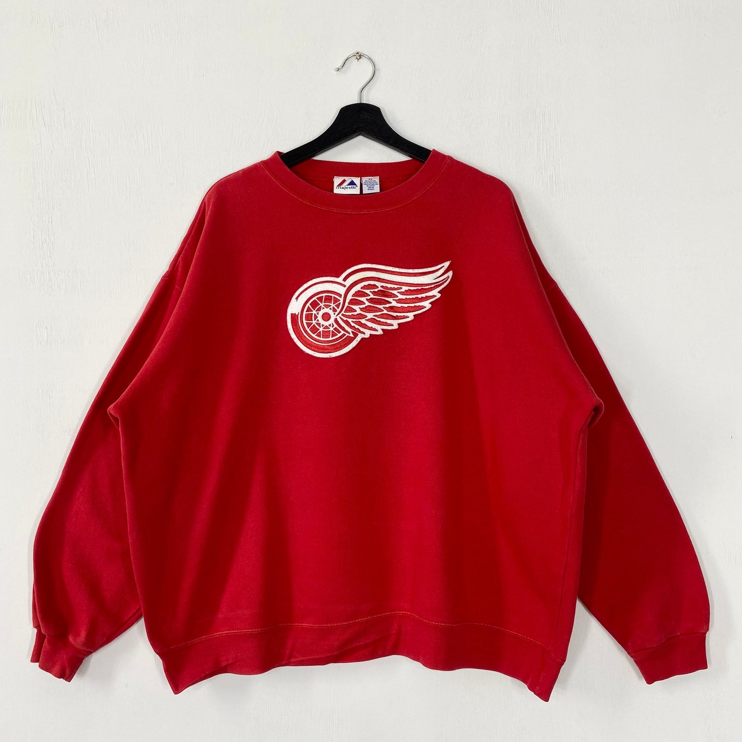 Vintage Detroit Red Wings Sweatshirt Red Wings Crewneck Red Wings Sweater Pullover Sportswear NHL Detroit Red Wings Embroidered Logo XXLarge Sweatshirt – Aesthetic Look · Trending Graphic Apparel
