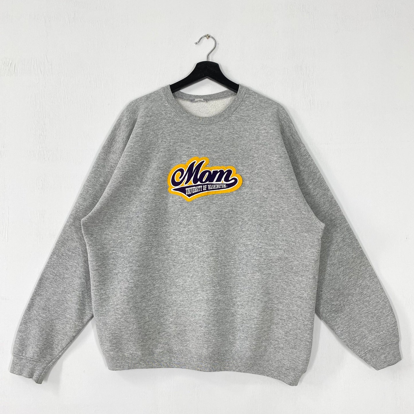 Vintage University Washington Sweatshirt Washington Crewneck University Washington Sweater Pullover Washington Huskies Patch Logo XLarge Sweatshirt – Everyday Comfort · Perfect For Daily Wear