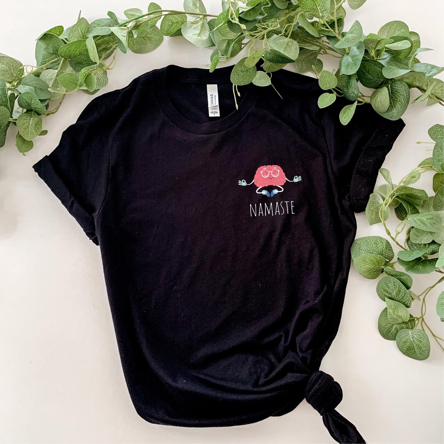 Namaste Yoga Shirt Gemtliches Yoga Shirt Meditationsshirt Achtsamkeit Boho Yoga Shirt Spirituelles Shirt Namaste Graphic Tee – Warm & Stylish · Perfect For Daily Wear