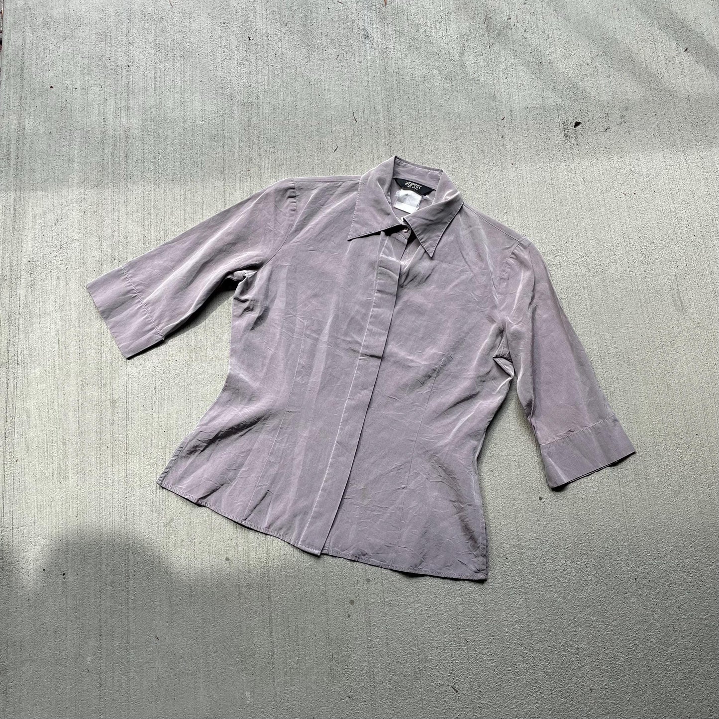 Dusty Lavender Esprit Vintage Early 2000s Button Up Top Graphic Tee – Feel-Good Design · Perfect For Daily Wear