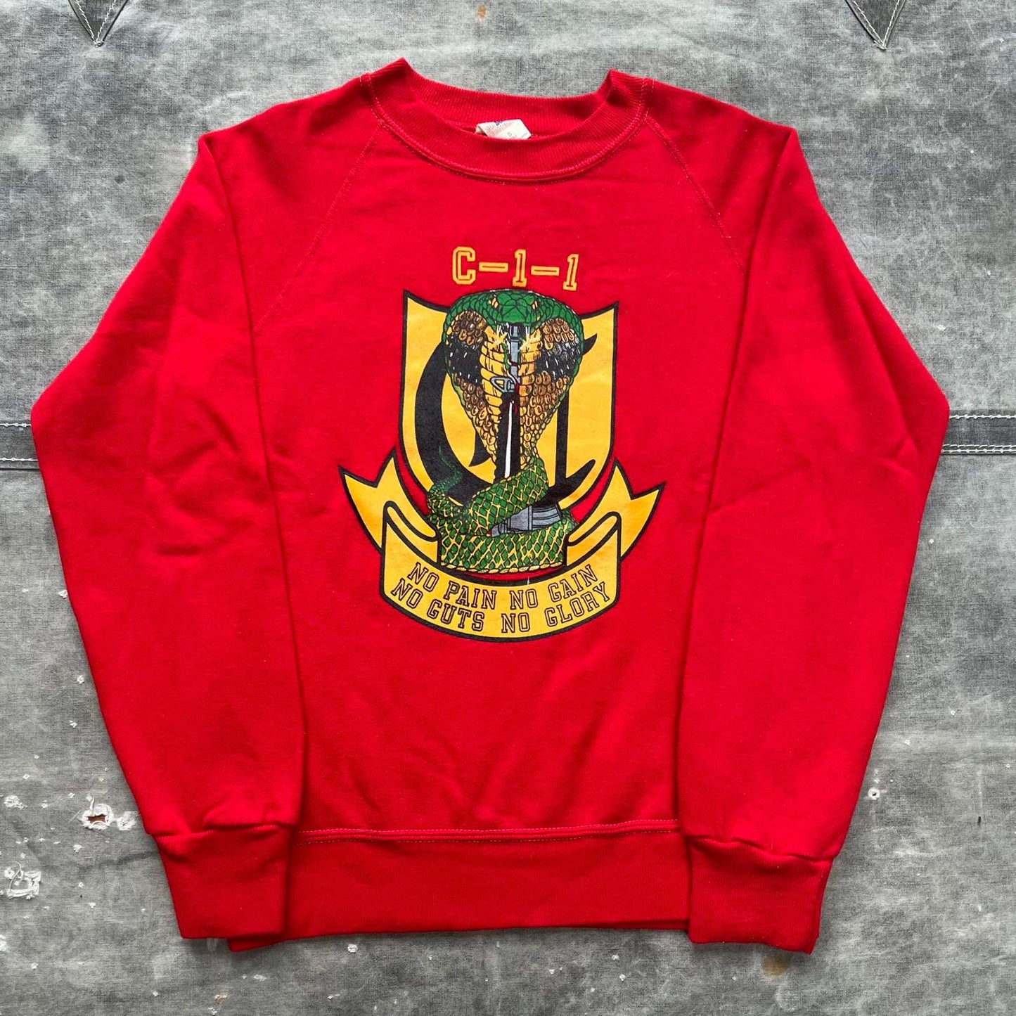 Vintage Cobra Rifle Military No Pain No Gain Sweatshirt Sweatshirt – Aesthetic Look · Top Pick For Any Outfit