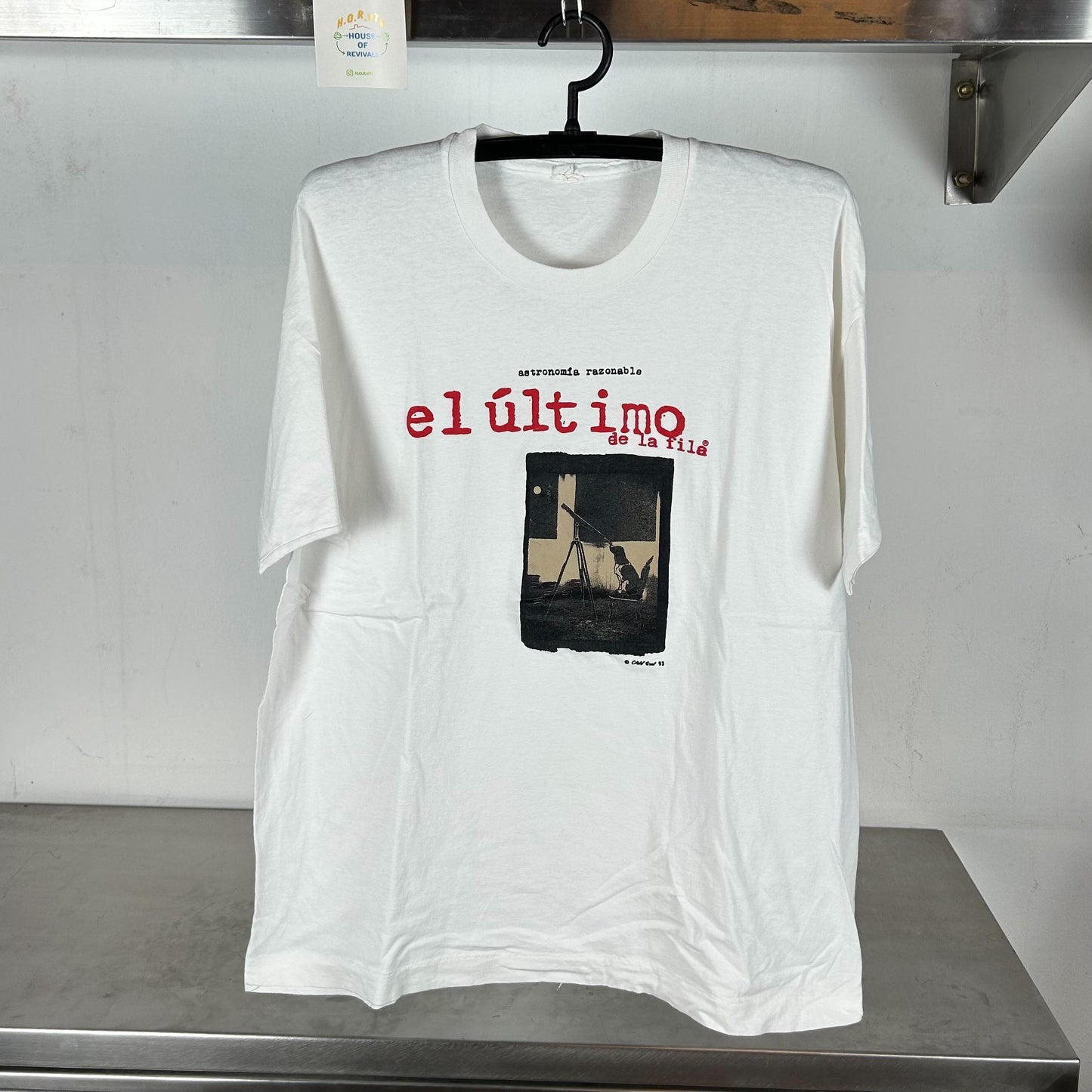 Vintage 1993 El Ultimo De La Fila Astronomia Razonable Spanish Rock Band single stitch T shirt Vintage Band tees Band Tshirts Graphic Tee – Premium Graphic · High-Quality Print