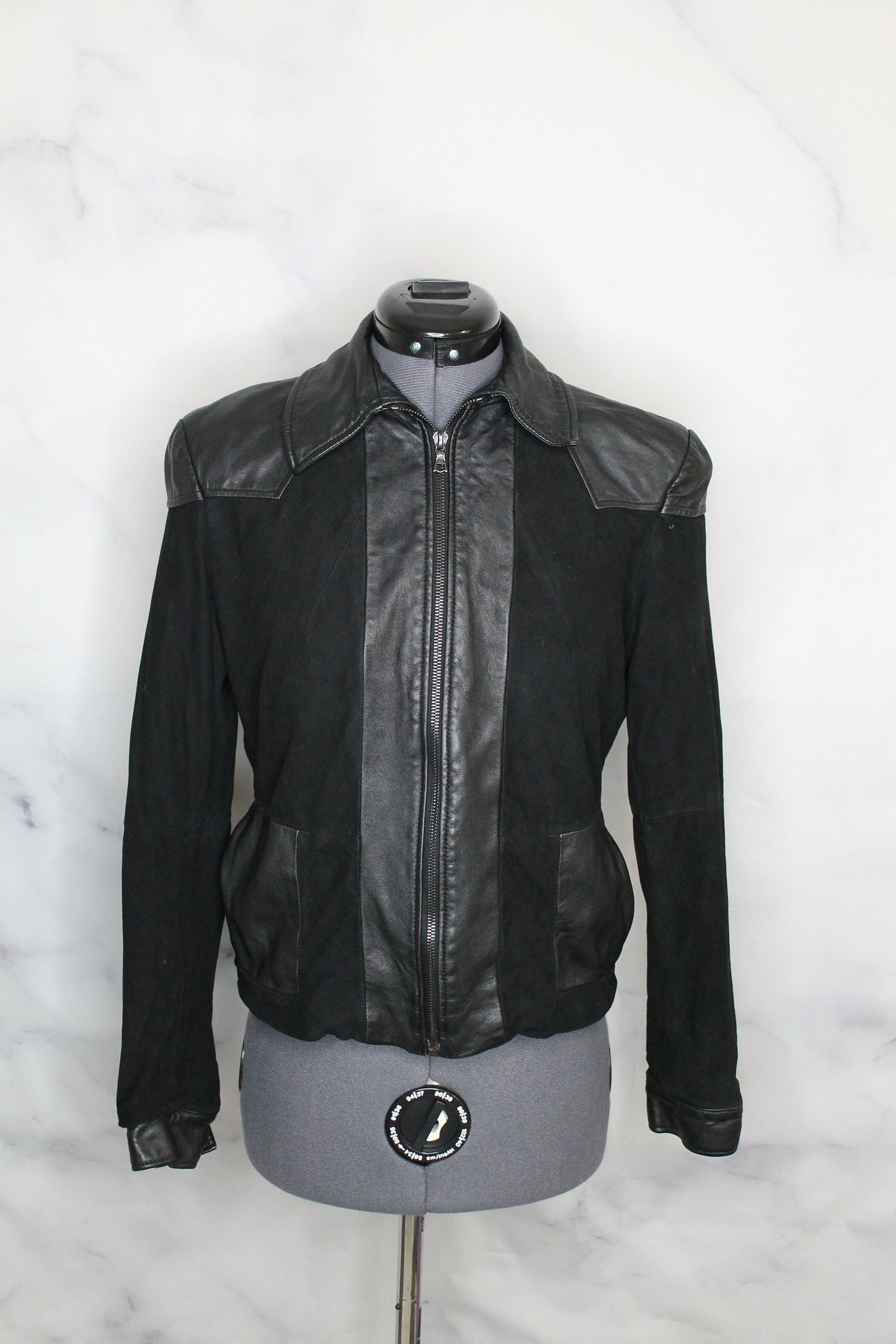 Vintage Y2K Black Suede Leather Jacket Autograph Anthony Symonds Graphic Tee – Aesthetic Look · Perfect For Daily Wear