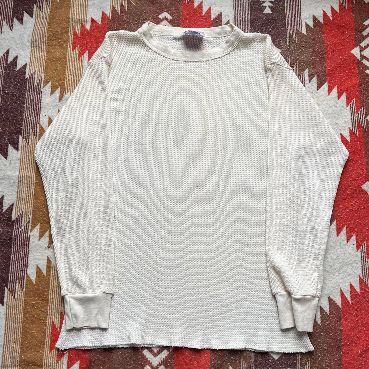 Vintage 90s Y2K Fruit of the Loom Thermal Long Sleeve Shirt Graphic Tee – Everyday Comfort · Must-Have Style