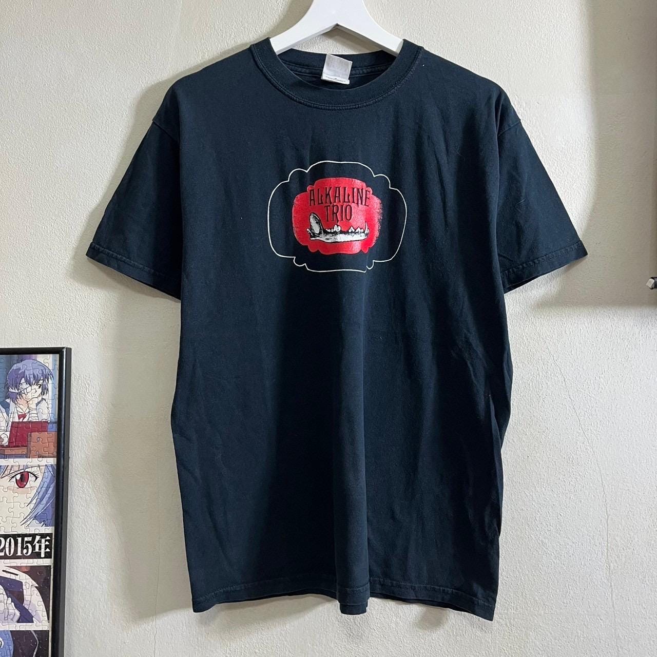 Vintage Alkaline Trio T shirt size M Graphic Tee – Feel-Good Design · Trending Graphic Apparel