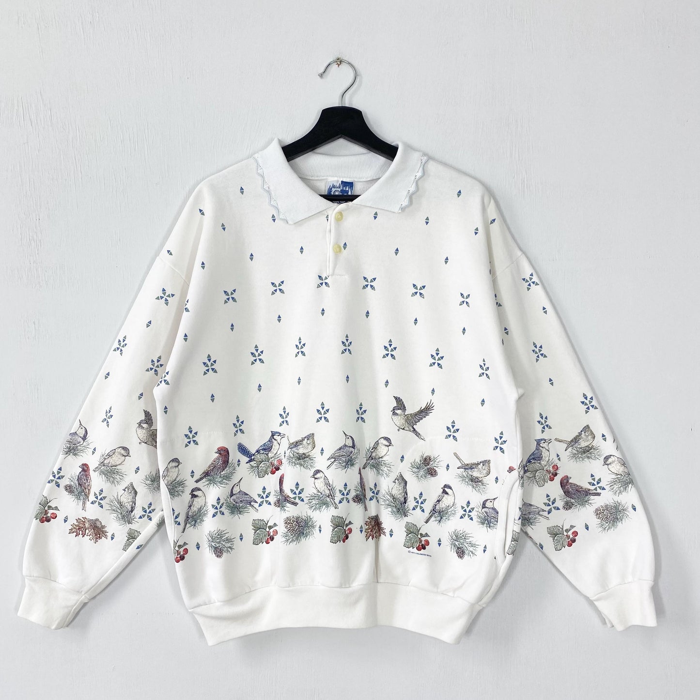 Vintage 90s Outdoor Outfitters Sweatshirt Bird Crewneck Deer Sweater Pullover National Wildlife Ducks Unlimited Print Logo White Medium Sweatshirt – Aesthetic Look · Perfect For Daily Wear