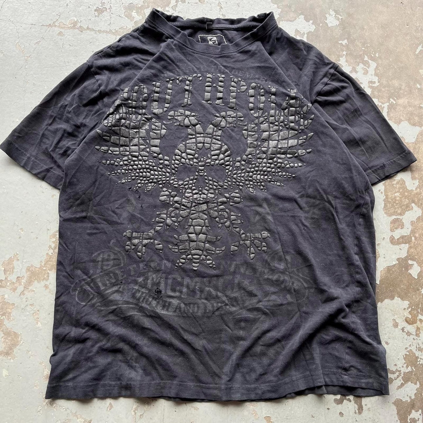 Vintage Y2K Southpole Affliction Skulls AOP Grunge Shirt Graphic Tee – Premium Graphic · Must-Have Style