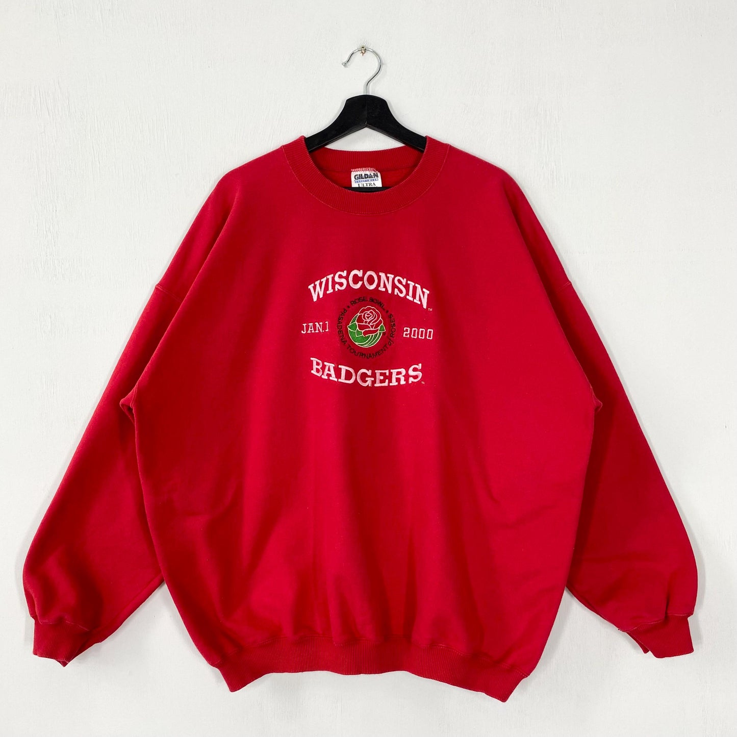Vintage University Wisconsin Sweatshirt Wisconsin Crewneck Wisconsin Sweater Pullover Wisconsin Badgers Embroidered Logo Red XXLarge Sweatshirt – Feel-Good Design · High-Quality Print