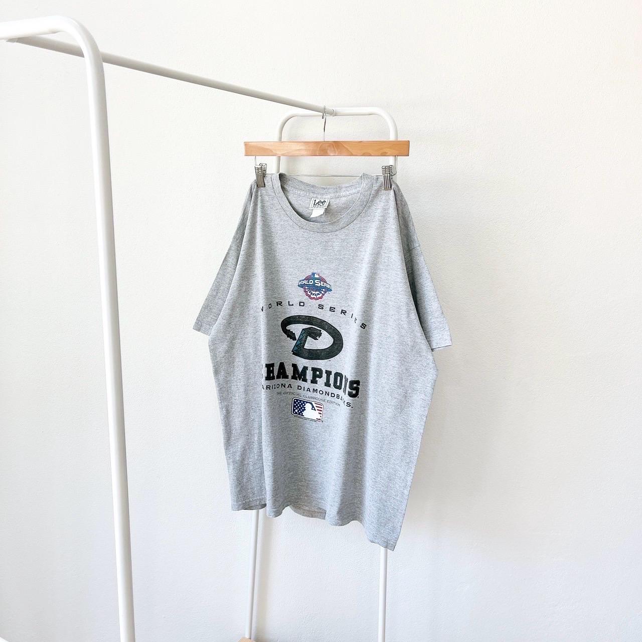 Vintage 00s Arizona Diamondbacks 2001 football vintage Lee sport gray t sihirt XL Graphic Tee – Bold Style · Must-Have Style