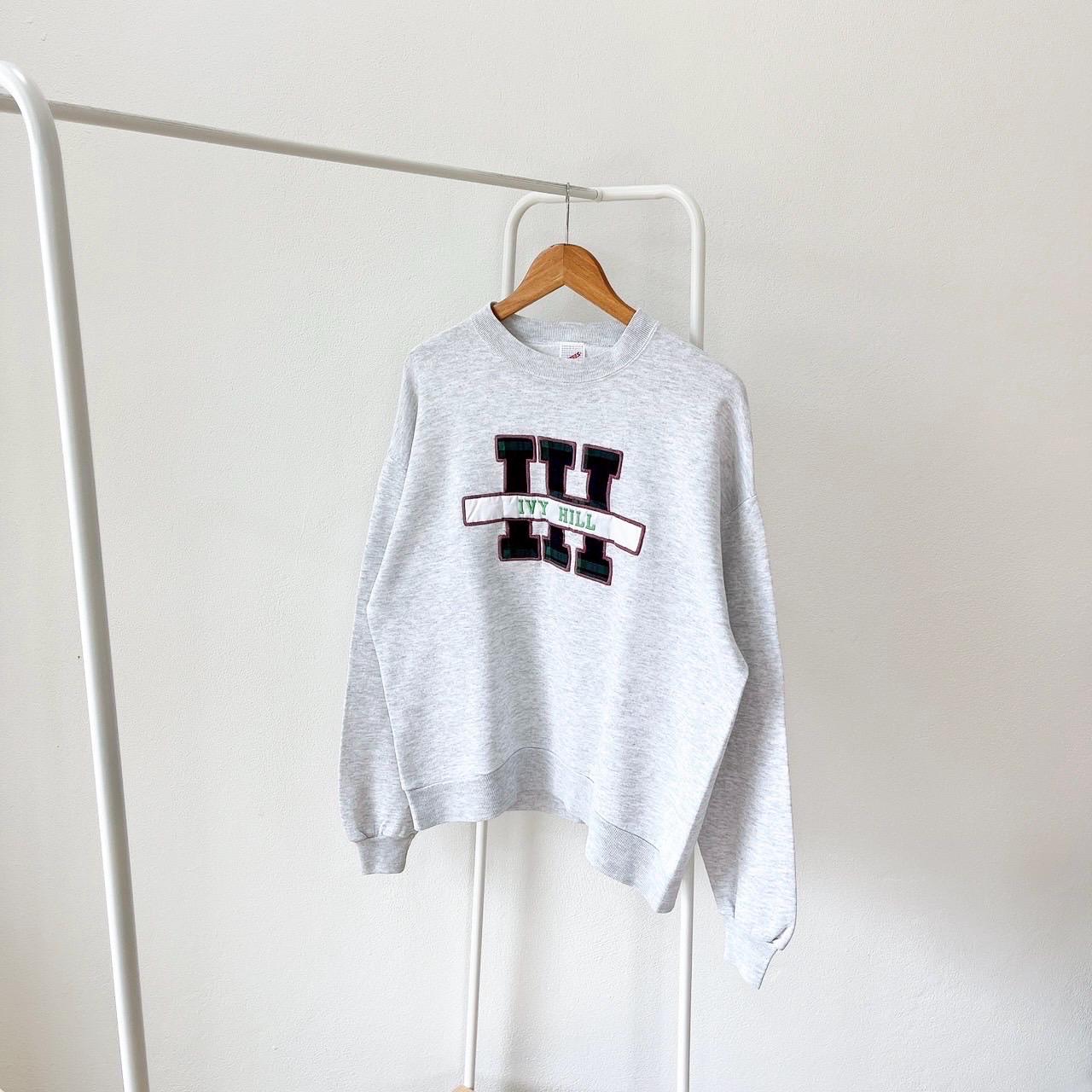 Vintage 90s Ivy hill embroidery vintage Jersey gray sweatshirt L Sweatshirt – Everyday Comfort · Trending Graphic Apparel