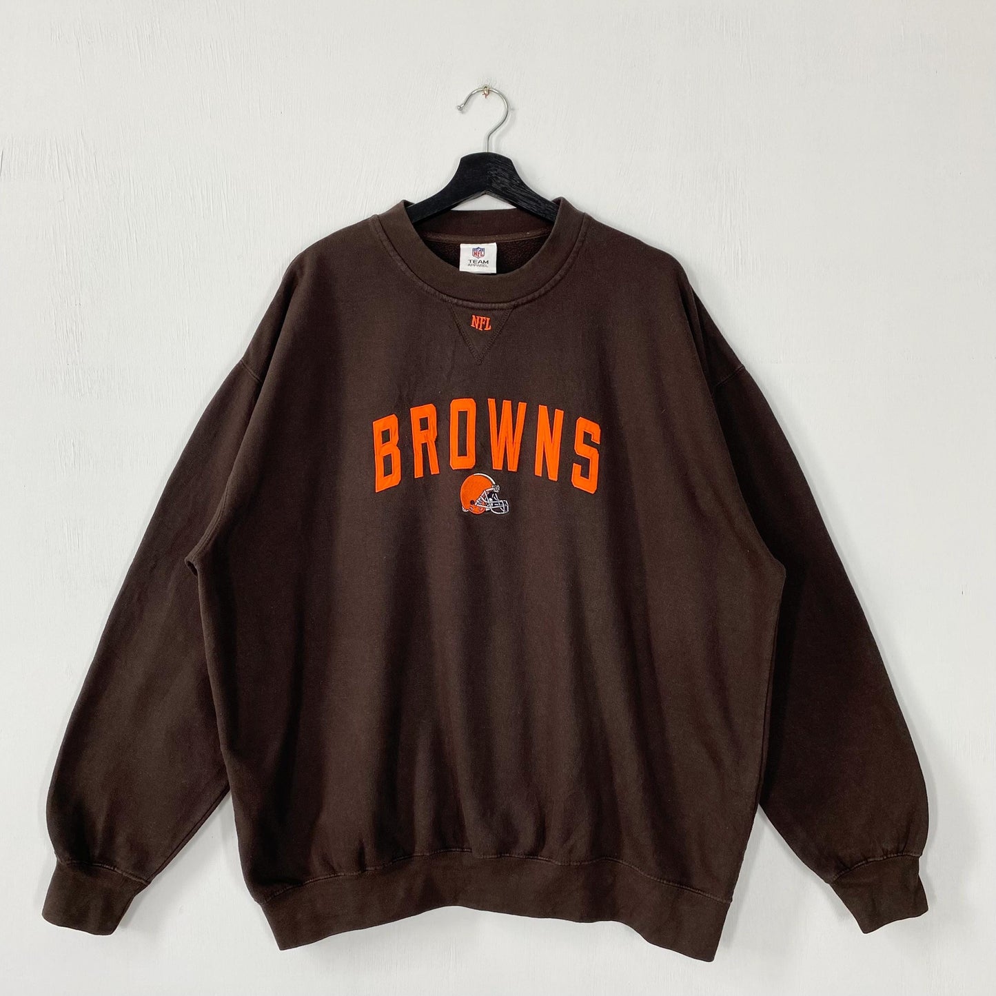 Vintage Cleveland Browns Sweatshirt Cleveland Browns Crewneck Browns Sweater Sportswear NFL Cleveland Browns Embroidered Logo Brown XLarge Sweatshirt – Premium Graphic · Top Pick For Any Outfit