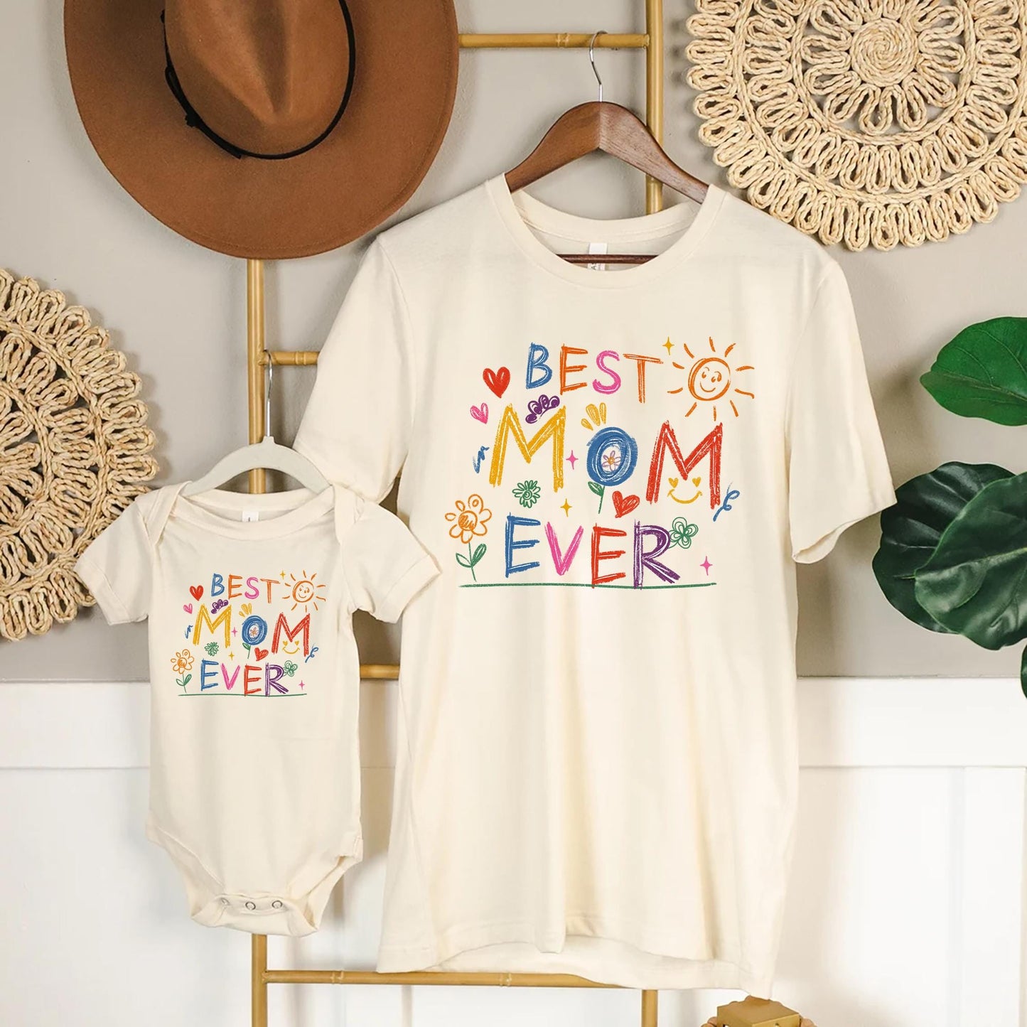 Best Mom Ever Shirt Mothers Day Gift for Mom Mom Shirt Cute Graphic Mom Tee Colorful Mama Sweatshirt Mother Gift Idea Sweatshirt – Aesthetic Look · Perfect For Daily Wear