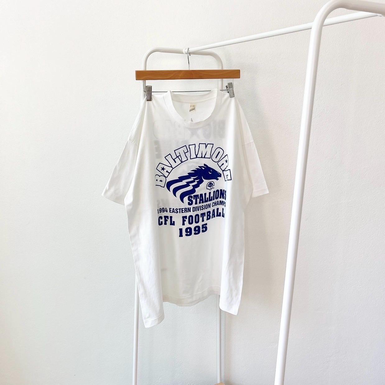 Vintage 90s Baltimore Colts CFL football 1995 vintage Screen stars white t shirt XL Graphic Tee – Aesthetic Look · High-Quality Print