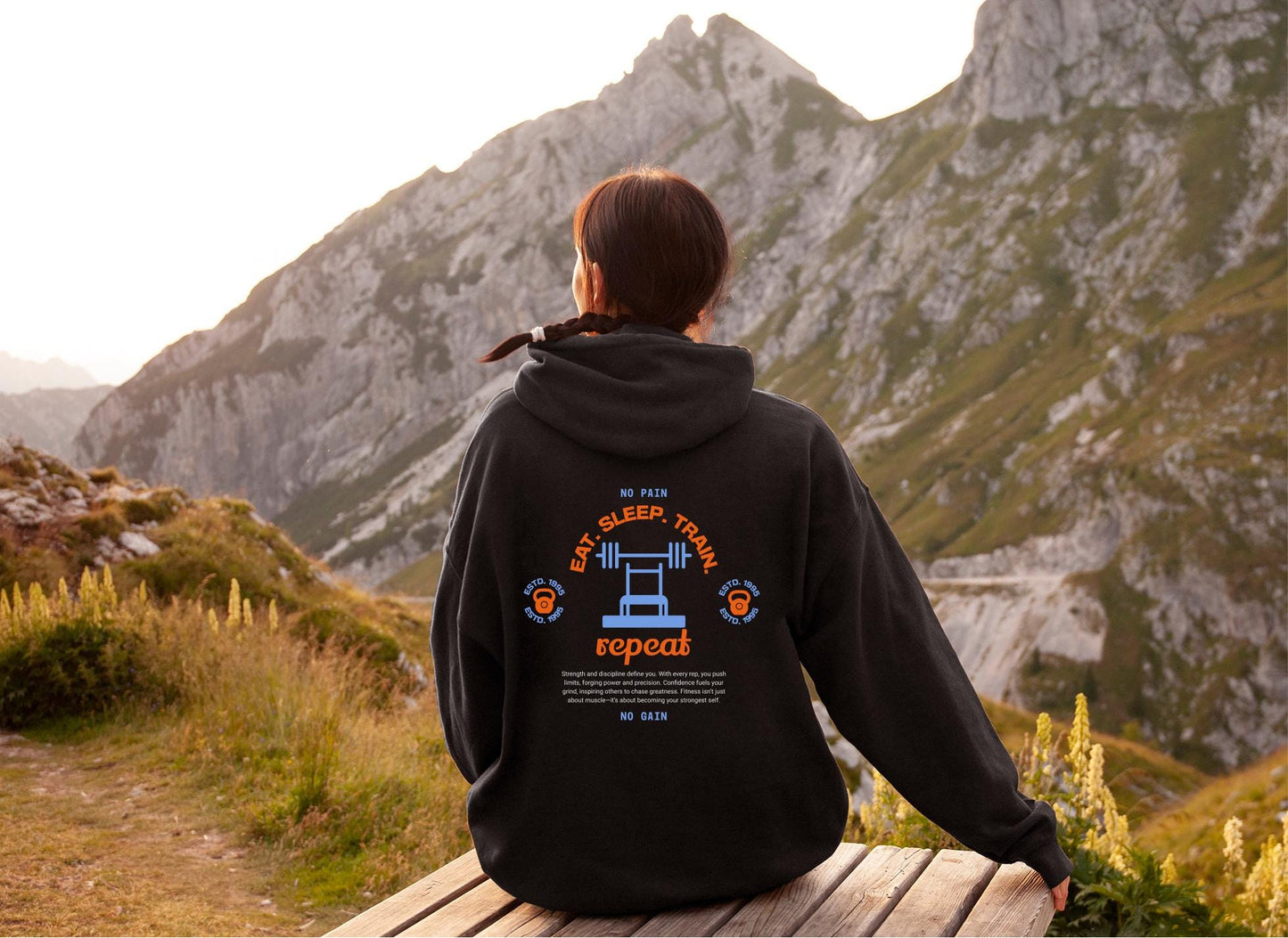 Eat Sleep Train Repeat Hoodie Gym Lover Hoodie Fitness Pullover Workout Hoodie Muskel Hoodie Gym Geschenk Pumping Iron Hoodie – Warm & Stylish · Trending Graphic Apparel