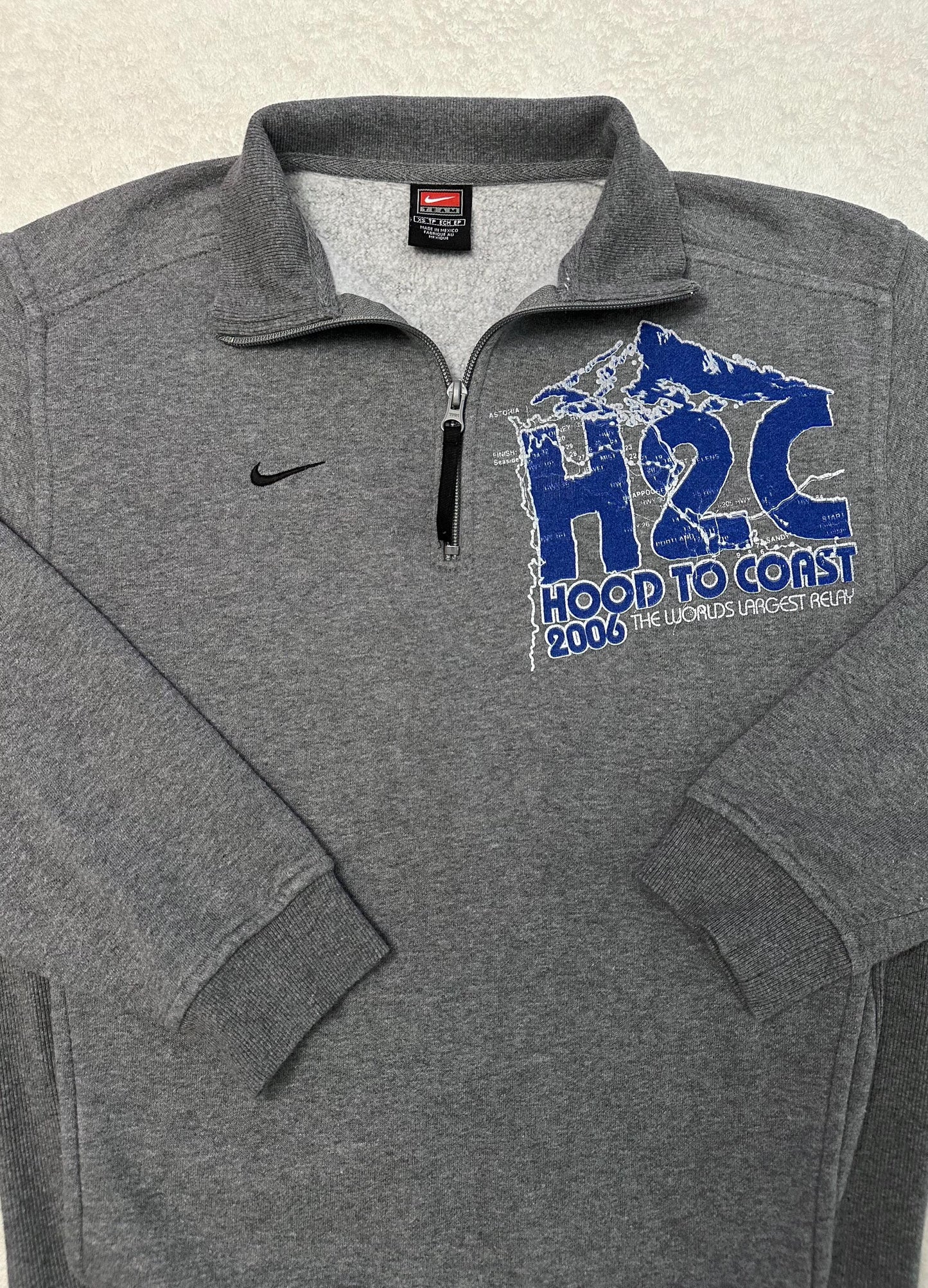 Vintage 2000s Y2K 2006 Nike Team Hood To Coast Relay Race Run Sweatshirt S M NEW Sweatshirt – Fan Favorite · Must-Have Style