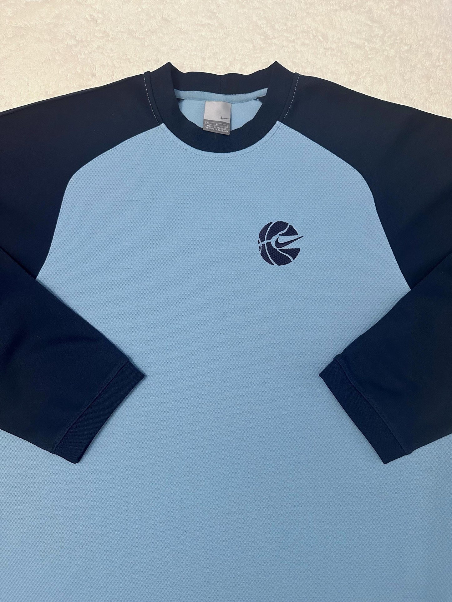 Vintage 2000s Y2K Nike Swoosh Basketball Long Sleeve Practice Jersey Shirt M L Jersey – Aesthetic Look · Top Pick For Any Outfit