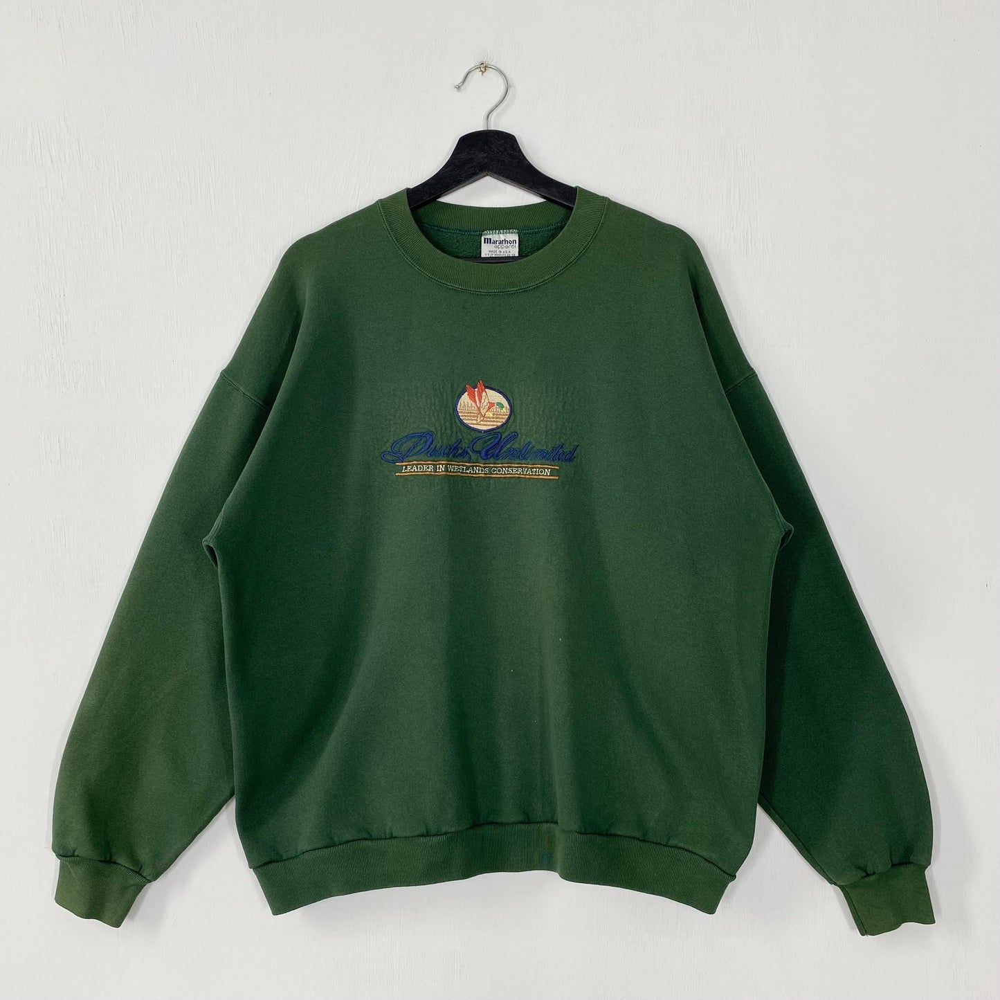 Vintage 90s Outdoor Outfitters Sweatshirt Ducks Crewneck Deer Sweater Pullover National Wildlife Ducks Unlimited Embroidered Logo Large Sweatshirt – Warm & Stylish · High-Quality Print