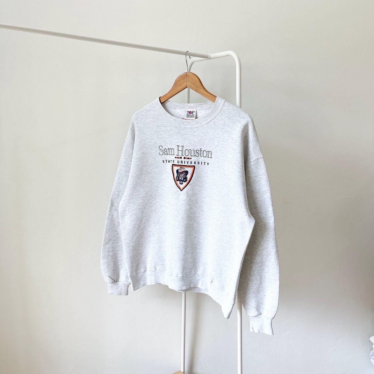 Vintage 90s Sam Houston SHSU Bearkats vintage Top Threads embroidery gray sweatshirt L Sweatshirt – Feel-Good Design · Must-Have Style
