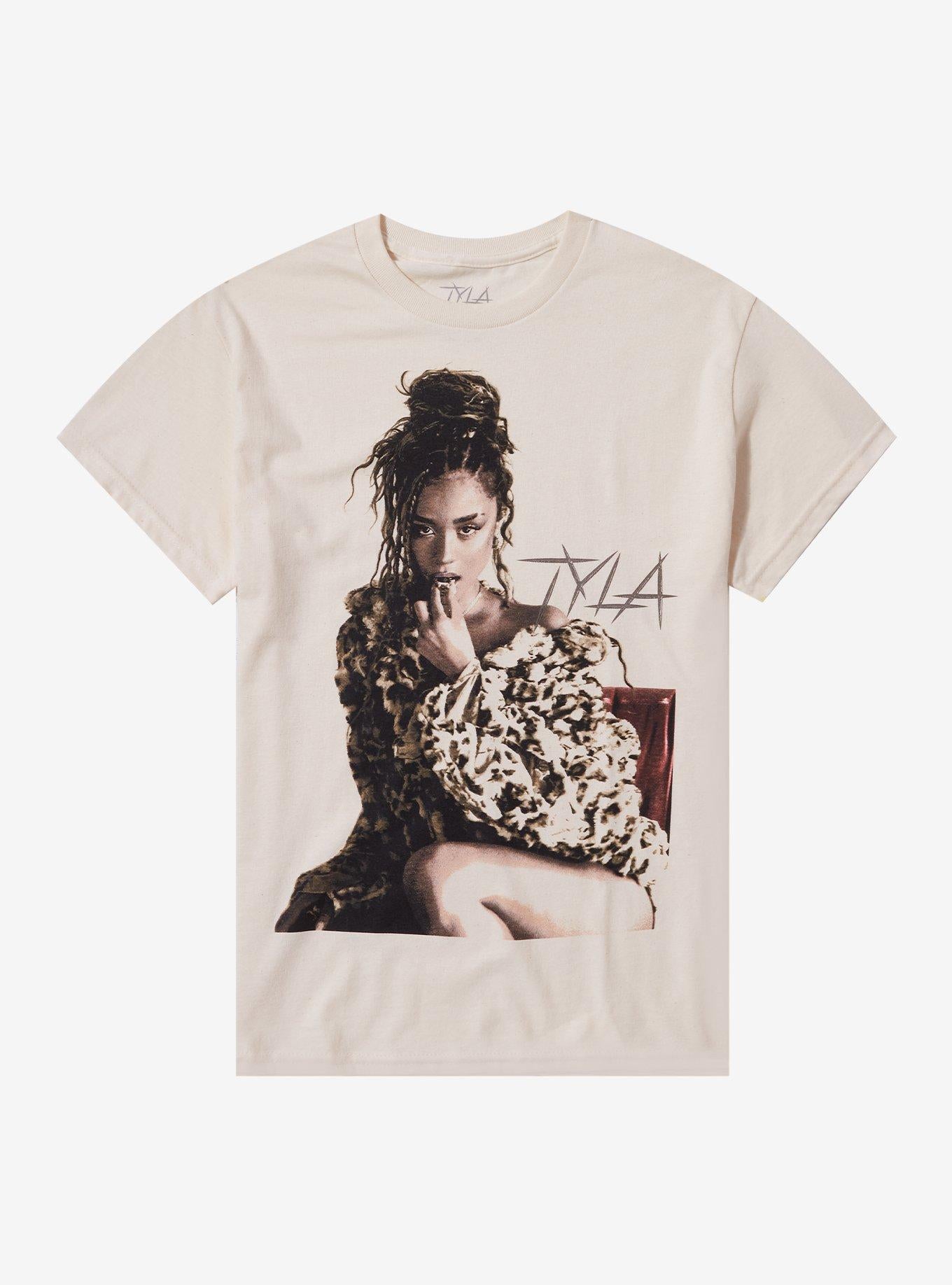 Tyla Sitting Portrait Boyfriend Fit Girls T-Shirt | Trending Graphic Tee For Fans