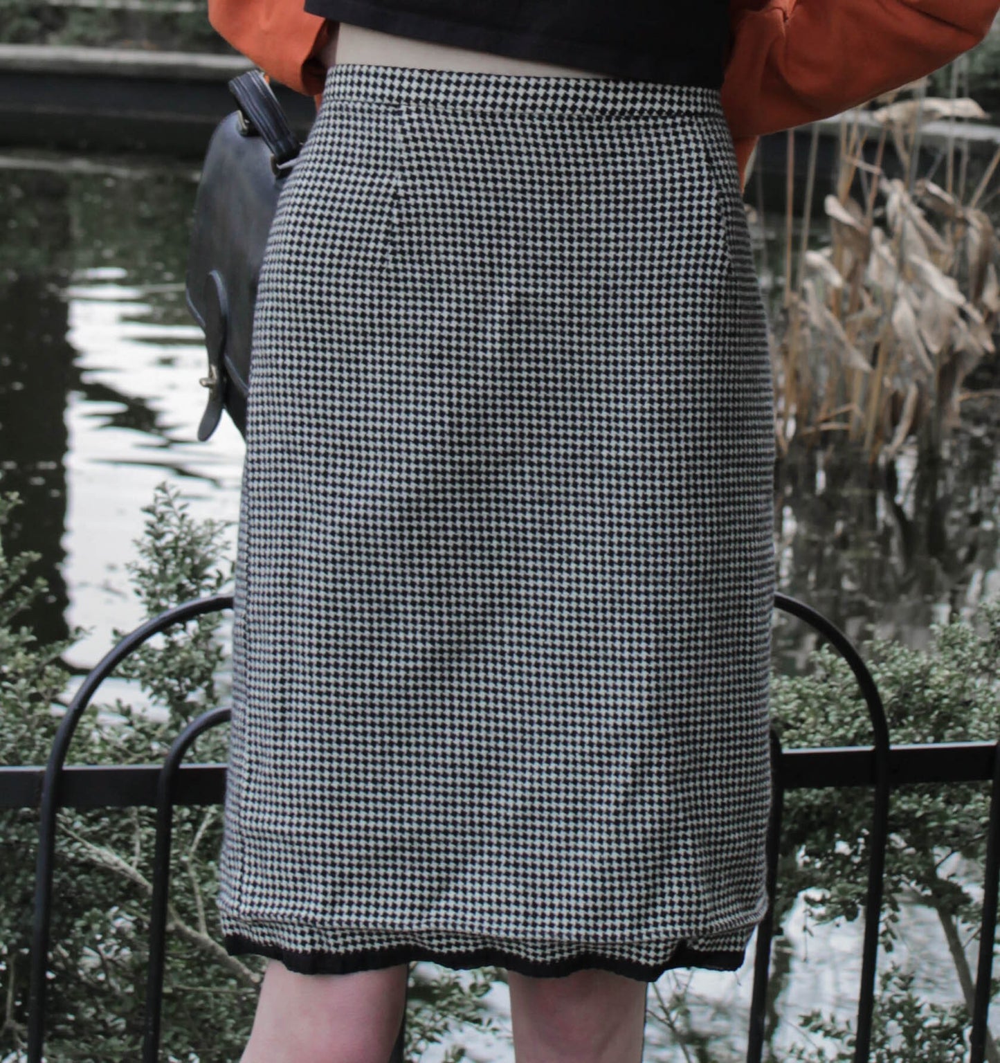 Vintage 60s Houndstooth Pencil Skirt Graphic Tee – Aesthetic Look · Trending Graphic Apparel