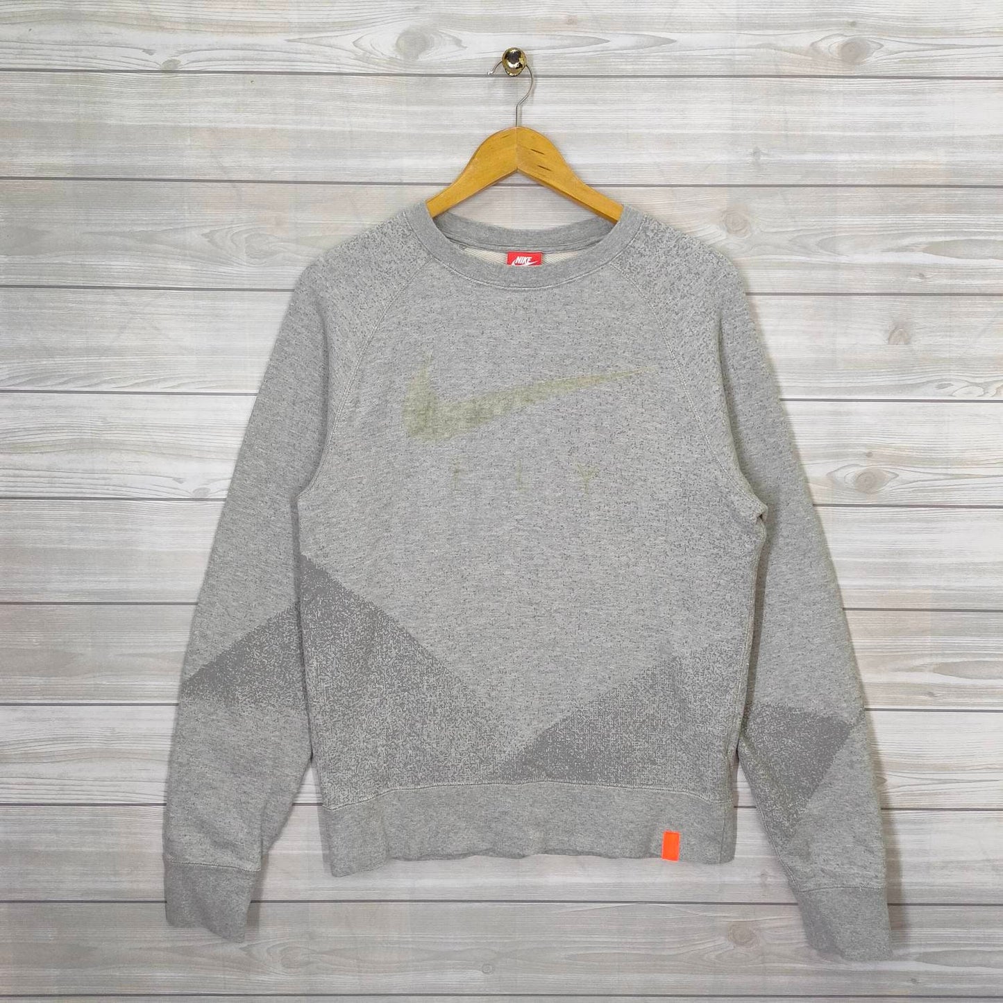NIKE FLY Sweatshirt Raglan Small Vintage 90s Nike Swoosh Crewneck Jumper Pullover Nike Training Jogger Gray Size S Sweatshirt – Feel-Good Design · Trending Graphic Apparel