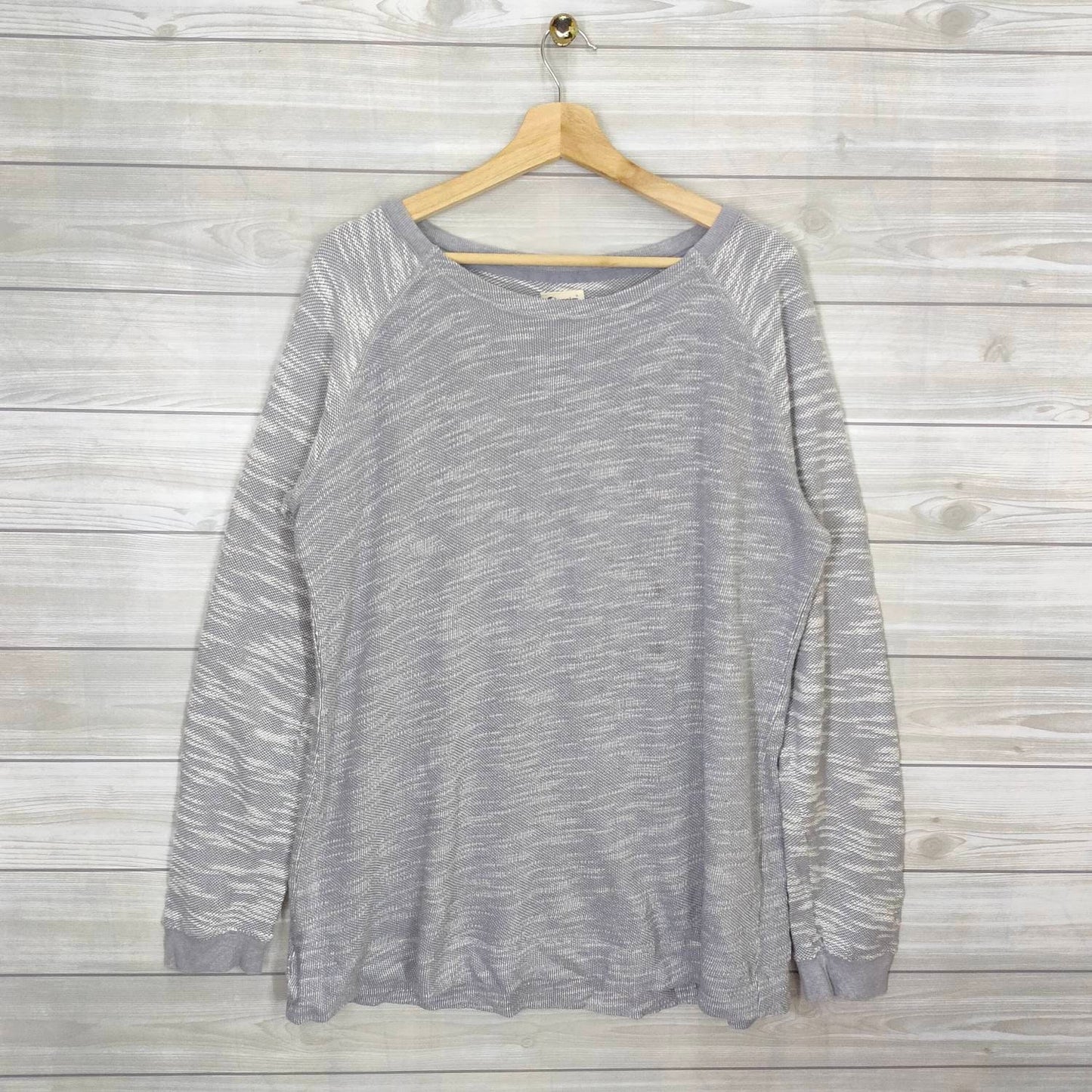 Champion Sweatshirt Raglan Large Vintage Champion Jumper Pullover Crewneck Raglan Gray Womens Size L Sweatshirt – Bold Style · Must-Have Style