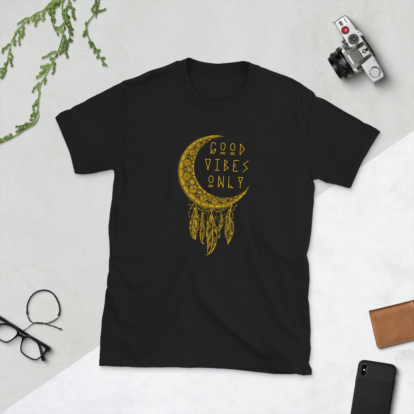 Good Vibes Only Dream Catcher Meditation Unisex T Shirt Graphic Tee – Warm & Stylish · Great Gift For Fans