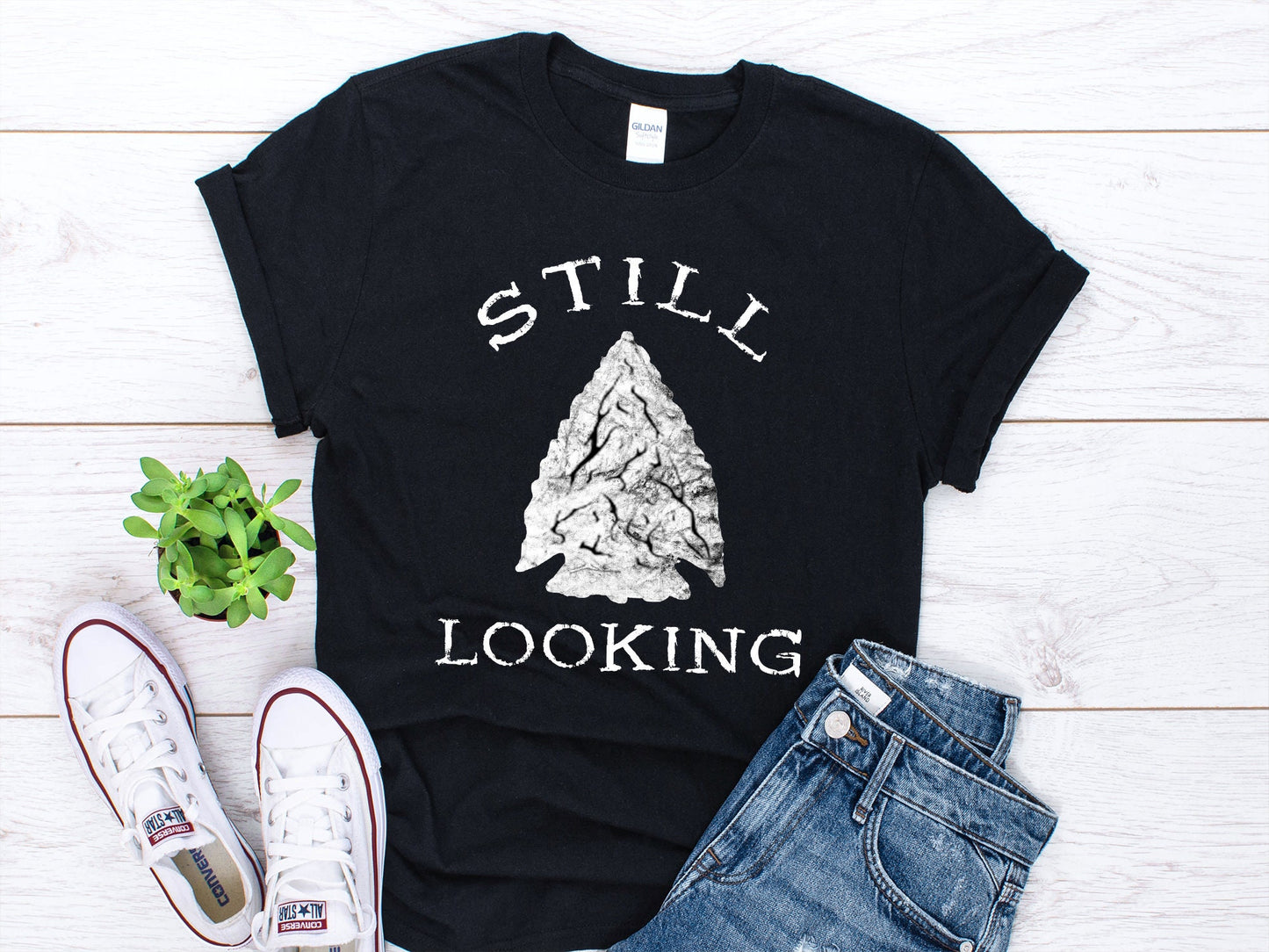 Arrowhead Hunter Shirt Arrowhead Shirt Flintknapping Tee Arrowhead Collector Shirt Arrowhead Hunter Shirt Arrowhead Collection Gift Graphic Tee – Fan Favorite · Trending Graphic Apparel