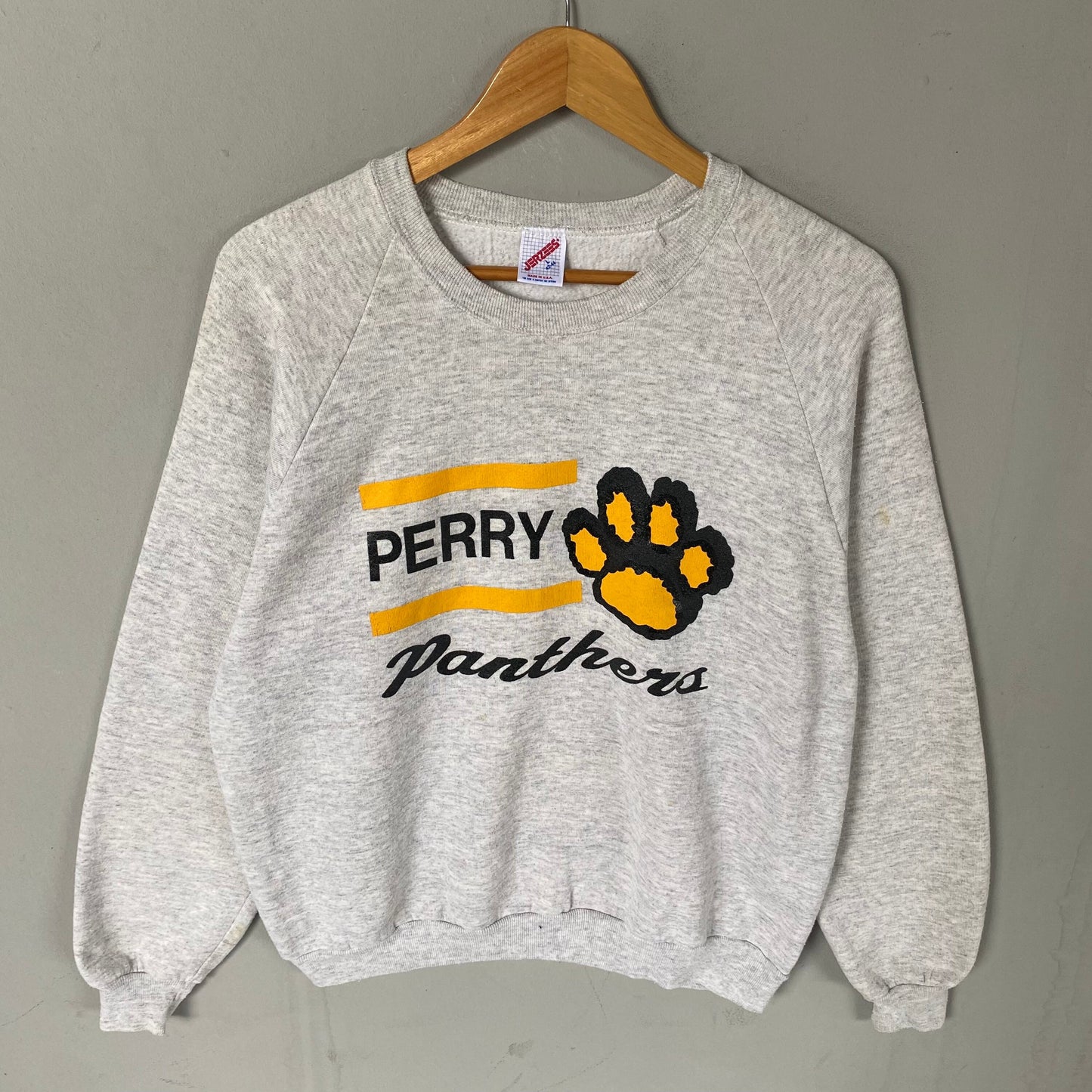 Vintage 90s Jerzees Tag Perry Panther Spellout Biglogo Printed Sweatshirt Crewneck Pullover Sweater Perry Panther Colour Grey Size Large Sweatshirt – Feel-Good Design · Must-Have Style