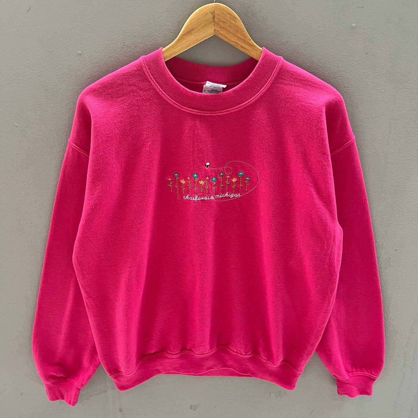Vintage Gildan Tag Michigan Spellout Logo Embroidered Sweatshirt Crewneck Pullover Sweater Michigan Colour Pink Size Medium Sweatshirt – Premium Graphic · Trending Graphic Apparel