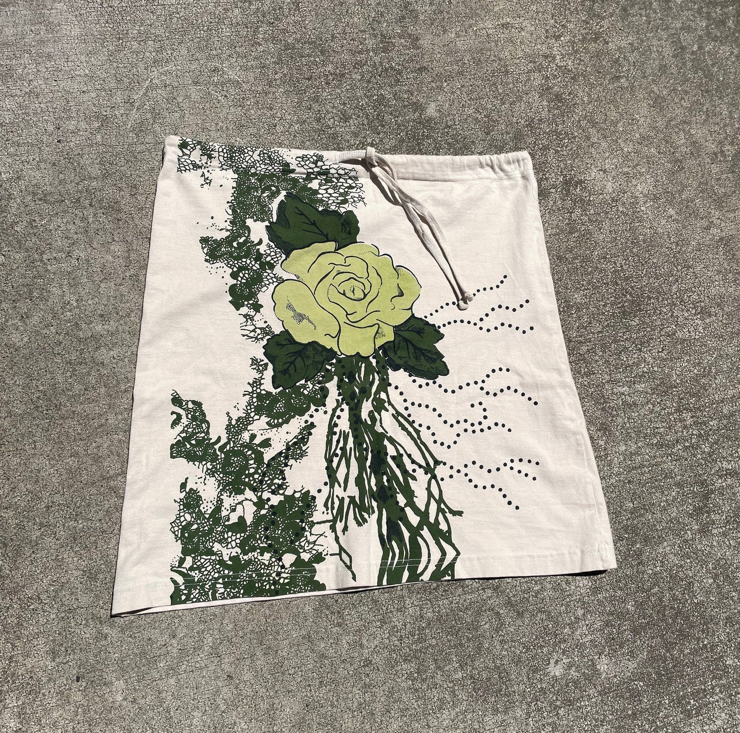 Y2K Graphic Print Mini Skirt Floral Rose Fairy Grunge Size Medium Graphic Tee – Fan Favorite · Top Pick For Any Outfit