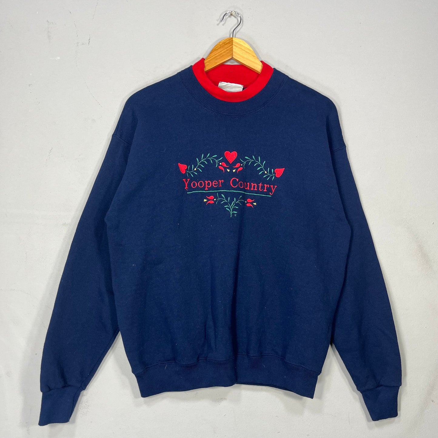 Vintage Fruit Of The Loom Tag Shenandoah Caverns Virginia BigLogo Printed Sweatshirt Crewneck Baggie Sweater Colour NavyBlue Size X Large Sweatshirt – Cozy Vibes · Trending Graphic Apparel