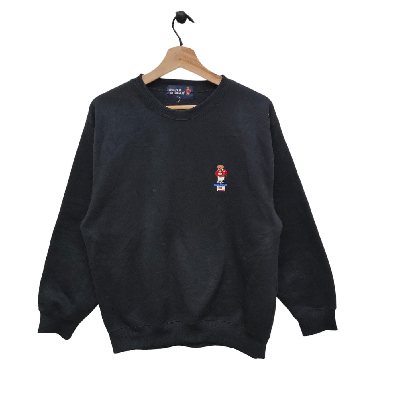 World Bear Sweatshirt Vintage Sweater American Streetwear Embroidery Bear Crewneck Black Sweat Sweatshirt – Aesthetic Look · High-Quality Print