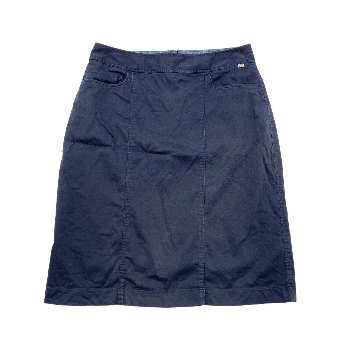 Aquascutum Navy Blue Knee Length Skirt Vintage Luxury High End Designer VTG Graphic Tee – Aesthetic Look · Trending Graphic Apparel