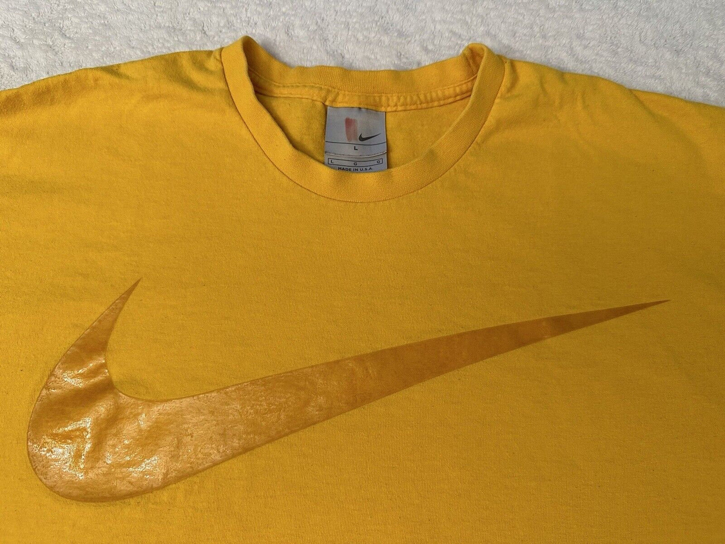 Vintage 2000s Y2K Nike Big Swoosh Block Letter Rubber Print T Shirt Silver Tag L Graphic Tee – Fan Favorite · Top Pick For Any Outfit