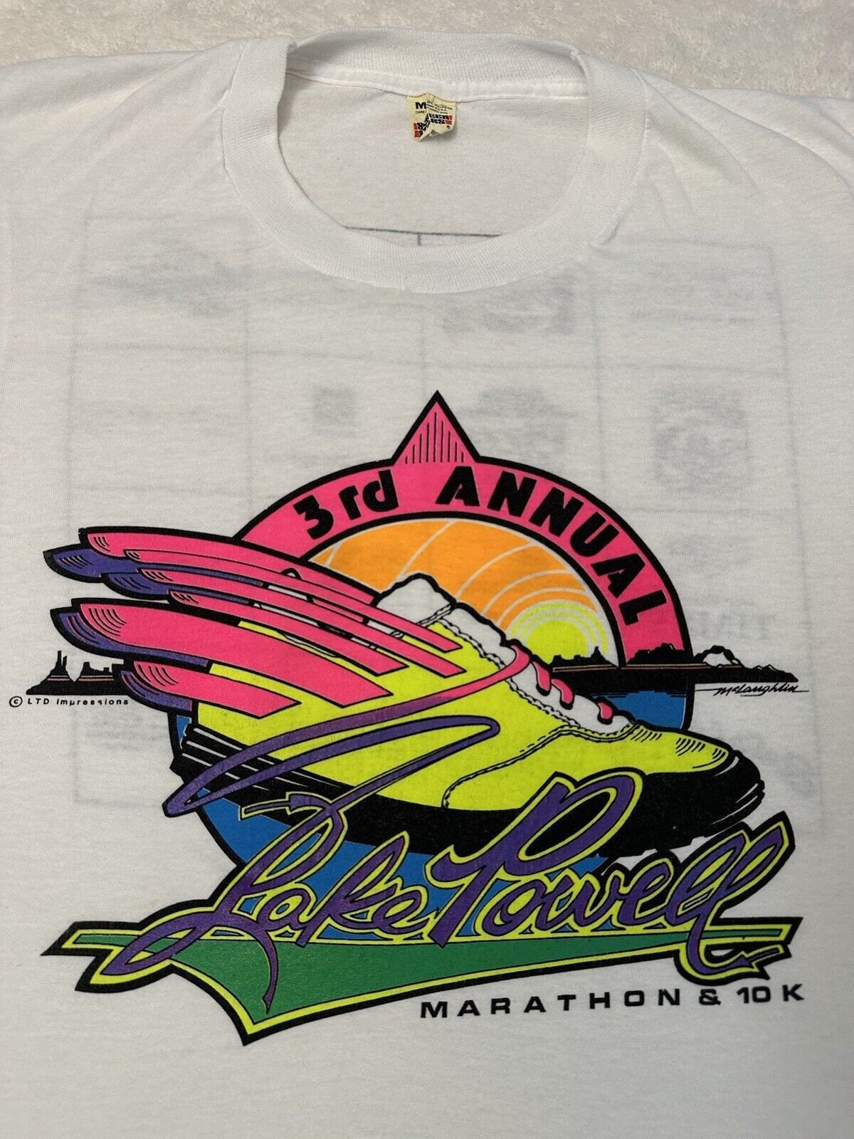Vintage 1980s 80s Lake Powell Arizona Marathon 10K Running Race Event T Shirt M Graphic Tee – Soft Feel · High-Quality Print