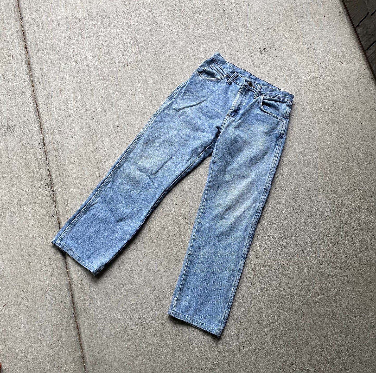Vintage 90s Light Wash Straight Leg Cotton Jeans 30 in waist Graphic Tee – Premium Graphic · Perfect For Daily Wear