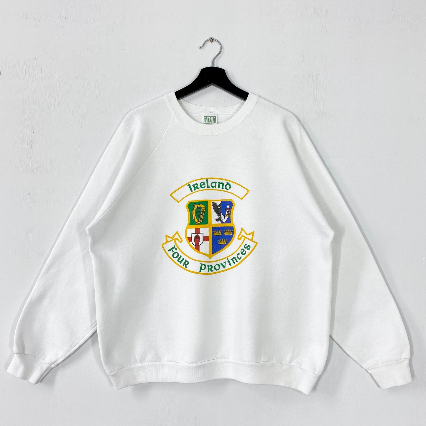 Vintage 90s Ireland Sweatshirt Ireland Crewneck Cliffs of Moher Sweater Pullover Giant39s Causeway Kilkenny Castle Print Logo White Large Sweatshirt – Aesthetic Look · Great Gift For Fans