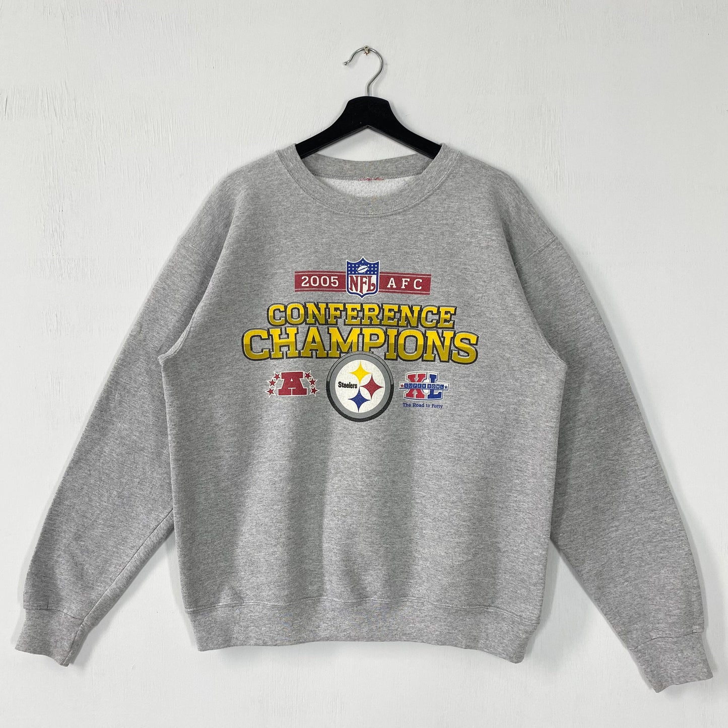 Vintage Pittsburgh Steelers Sweatshirt Steelers Crewneck Steelers Sweater Pullover Sportswear NFL Pittsburgh Steelers Print Logo Grey Medium Sweatshirt – Warm & Stylish · Perfect For Daily Wear