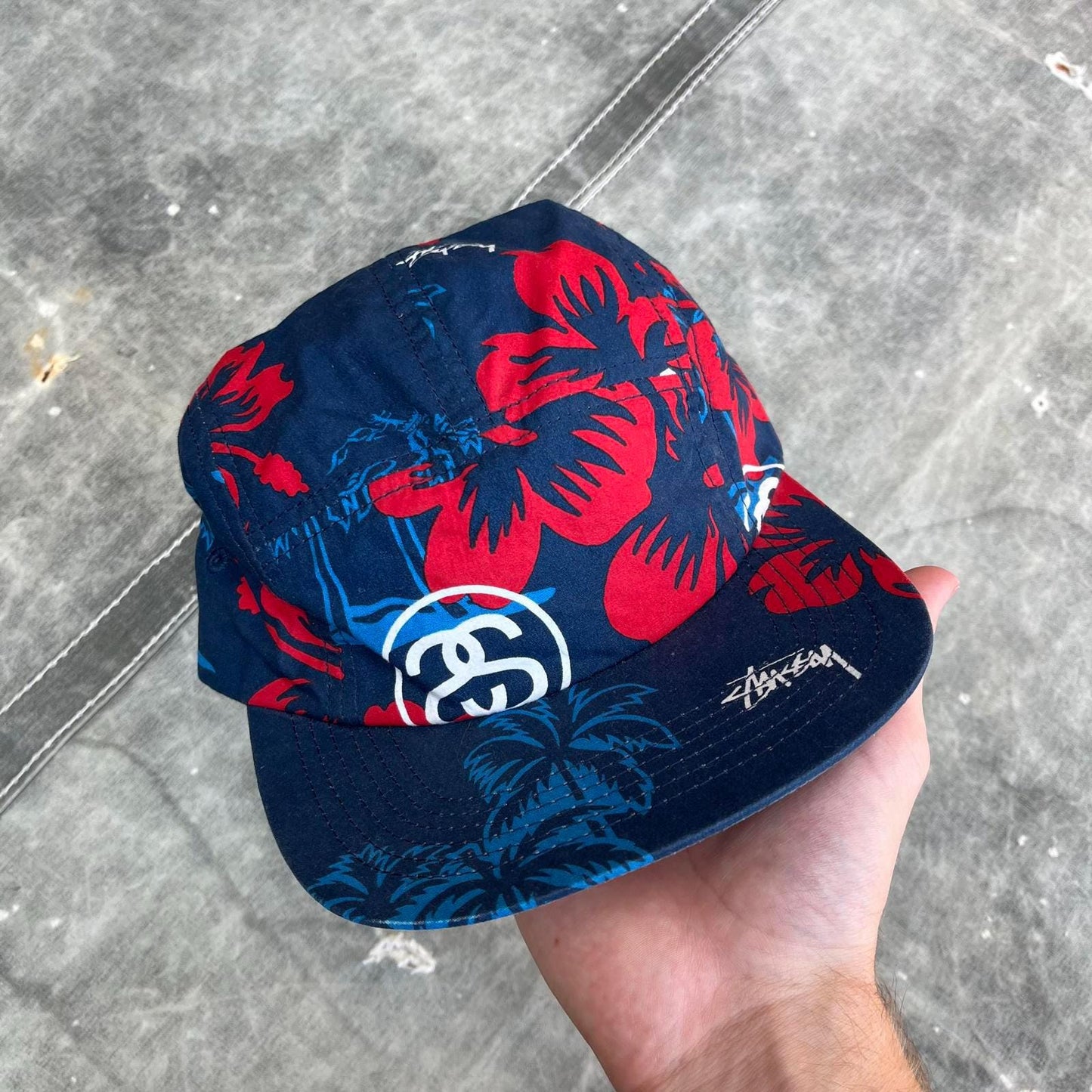 Vintage Y2K Style Stussy Hawaiian Floral Skate 5 Panel Hat Graphic Tee – Warm & Stylish · Perfect For Daily Wear